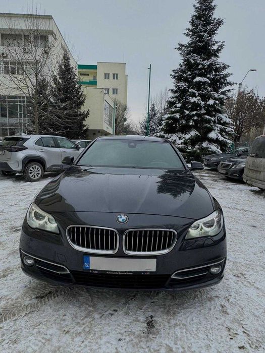 BMW Seria 5 528i xDrive - Luxury Line