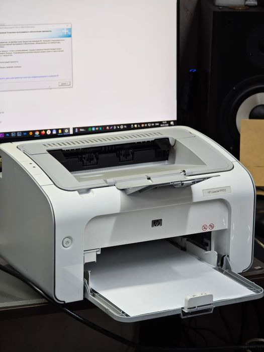 В продаже принтер HP 1102