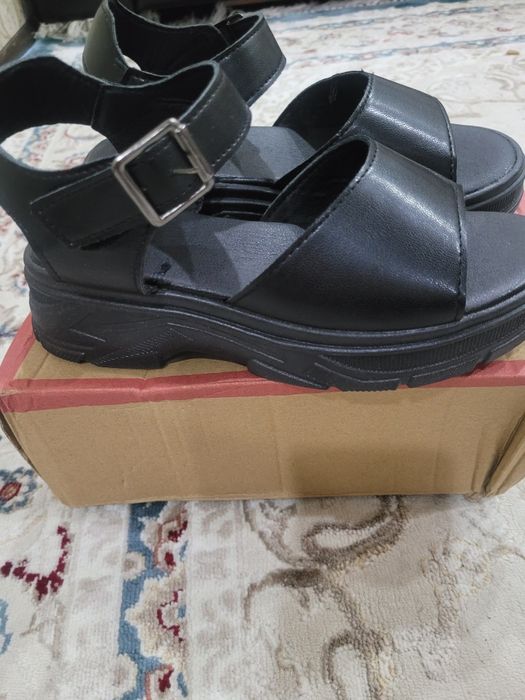 Босоножки  летный