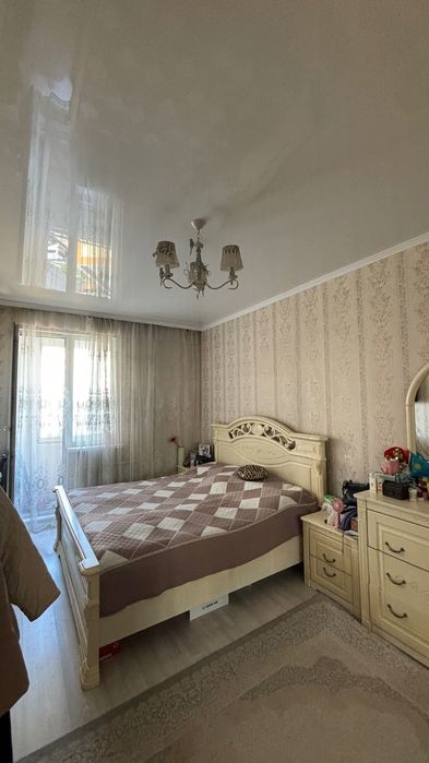 Кровать для спальни без матраса!