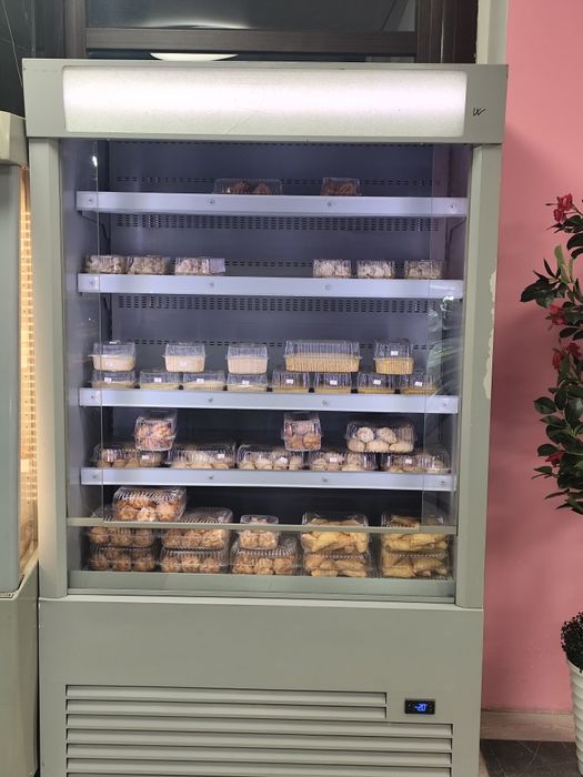 Продам холодильник витринный открытого типа горка