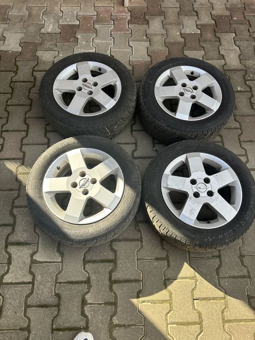 Jante aluminiu și anvelope de vara taurus 195/60/ r15 88h