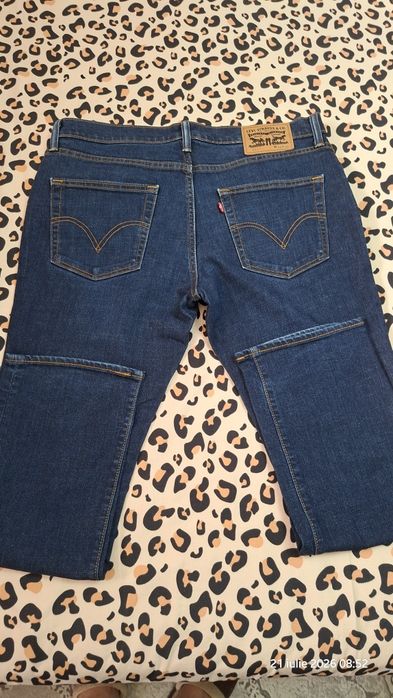 Blugi LEVI'S, Originali, modelul 511,măsura W36 L30,noi