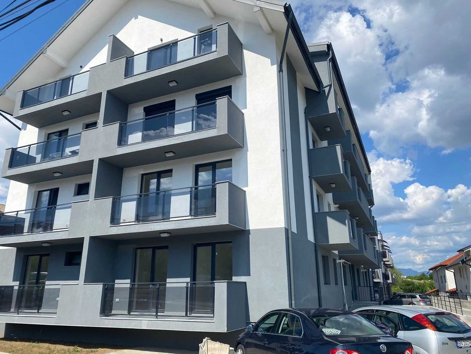 Apartament de inchiriat Bistrita- bloc nou,zona buna