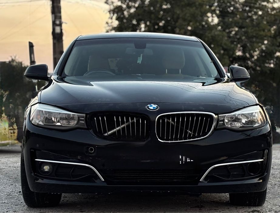 Dezmembrez BMW 320d GT F34 Luxury Line,Navi,manual, jante 18,suspensie M adaptiva,oglinzi cu rabatare electrica Culoare Black-Sapphire METALLIC (475)
