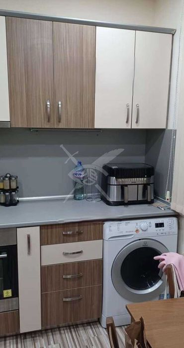 Тристаен апартамент - район Въстанически - 11505241