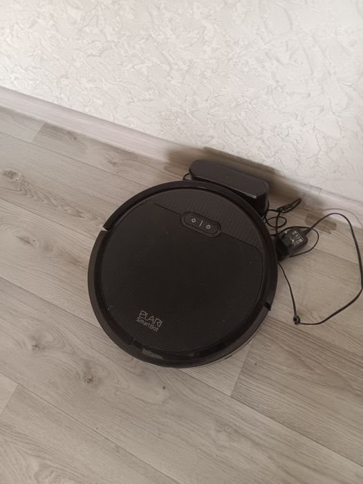 Робот пылесос,работает с алисой