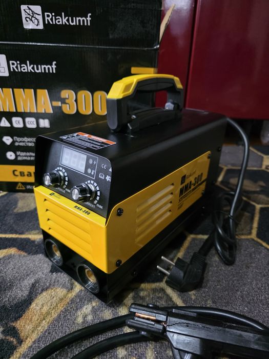 Срочно дёшево продам аппарат ММА-300А