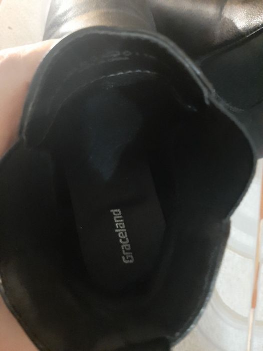 Ghete pana la glezne