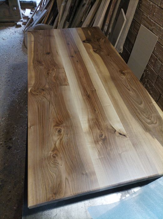 Плот от орехова дървесина