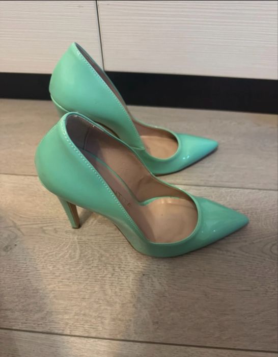 Pantofi de piele lacuita Identita turcoaz