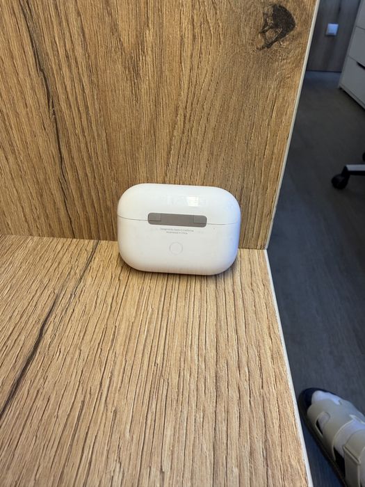 AirPods pro2 оригинал кейс
