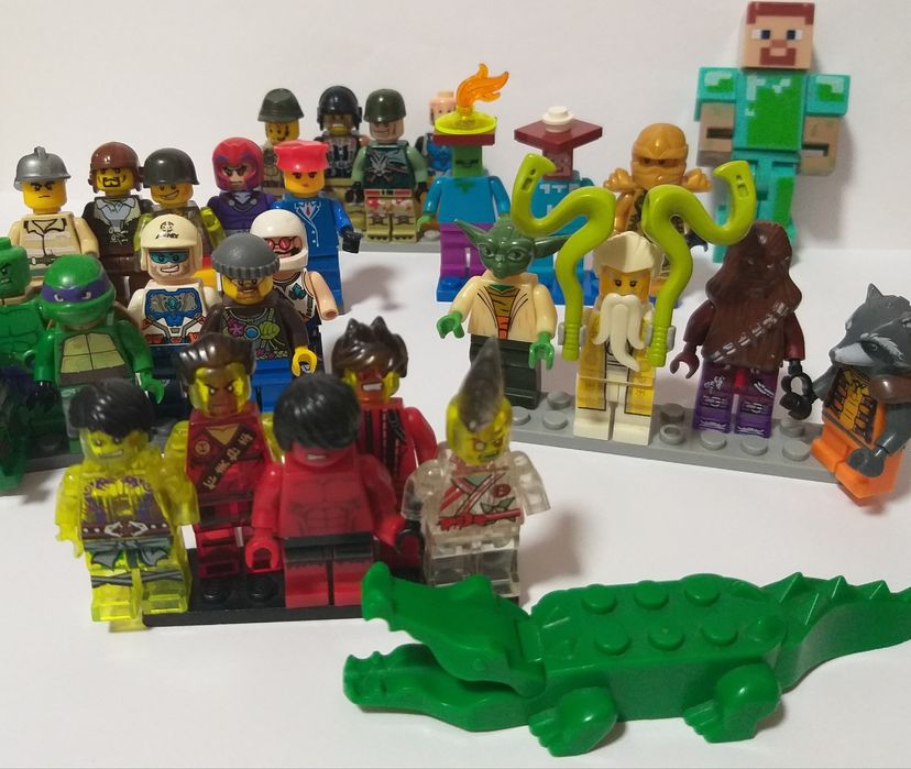 Lego фигурки разные