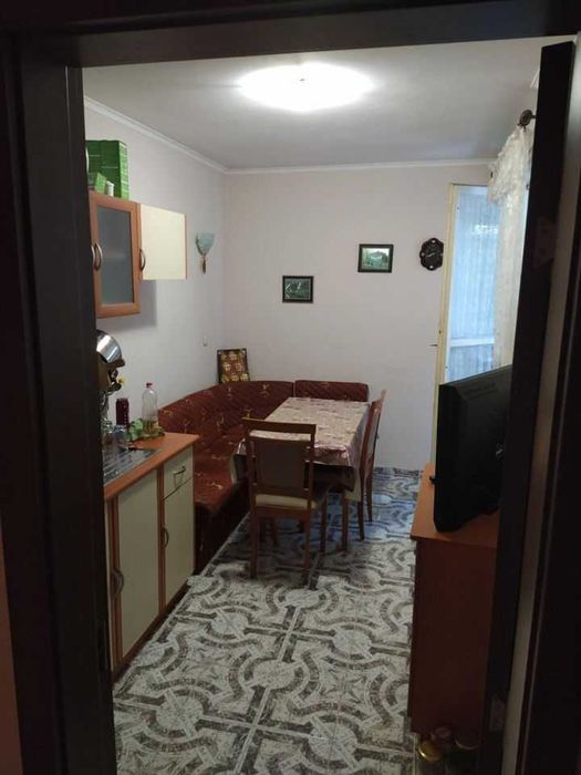 Дава се под наем Двустаен апартамент в Бургас, Зорница - 63 кв.м за 200 € - Снимка #4