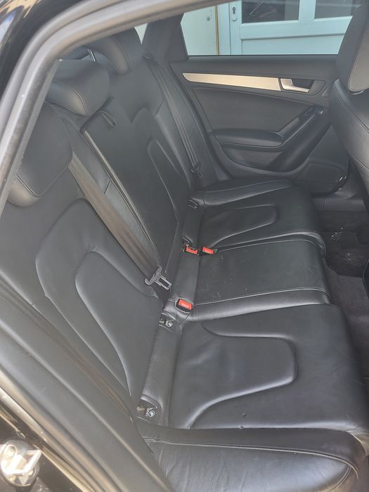 Dezmembrez Audi A4 B8 S-Line BIXENON 2.0 CAGA/CAHA