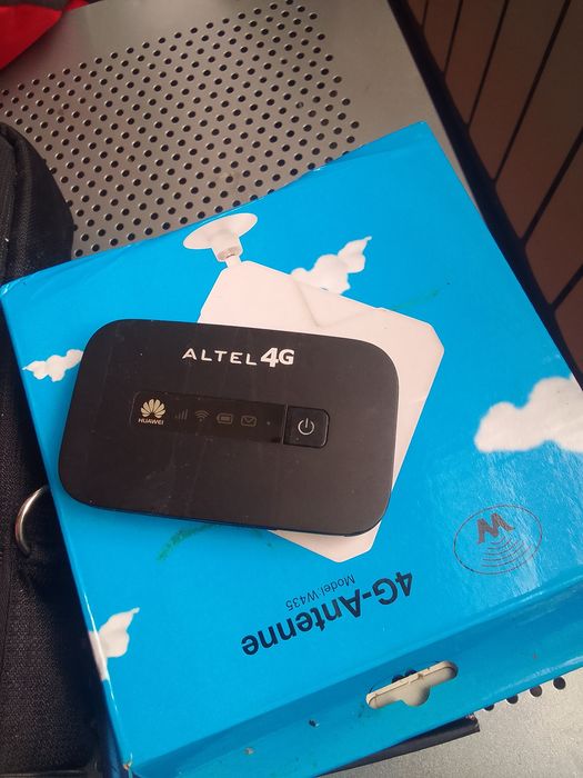 Продам тв бокс и вай фай