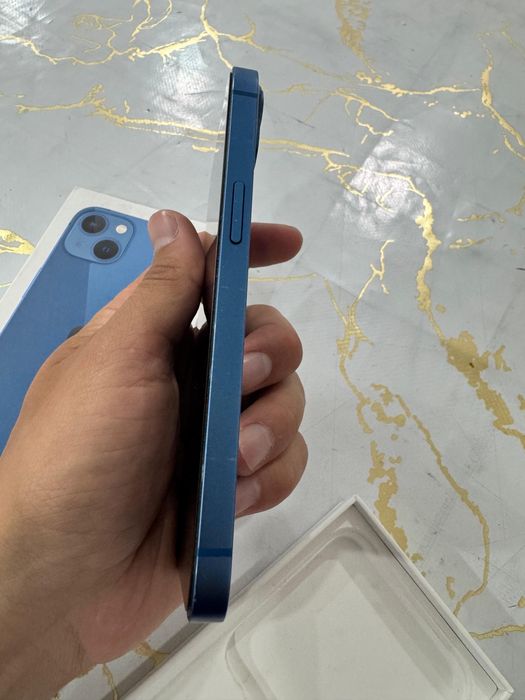Продам iphone 13 128гб