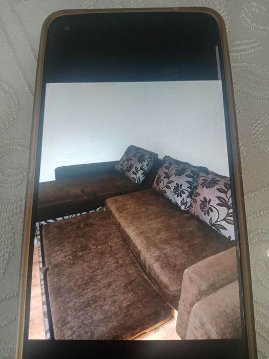 Продам диван угловой с креслом