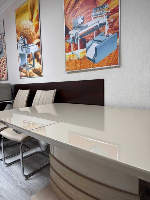 офисная мебель/ директорский стол