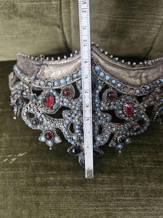 Стара сребърна корона от 19 ти век