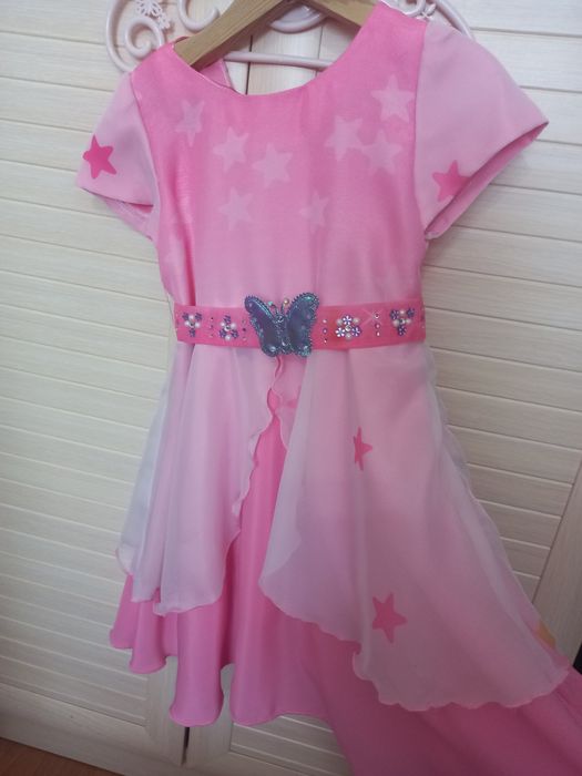 Продам платье разные