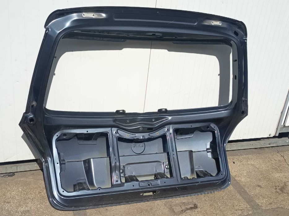 capac de portbagaj (hayon) Skoda Fabia 2