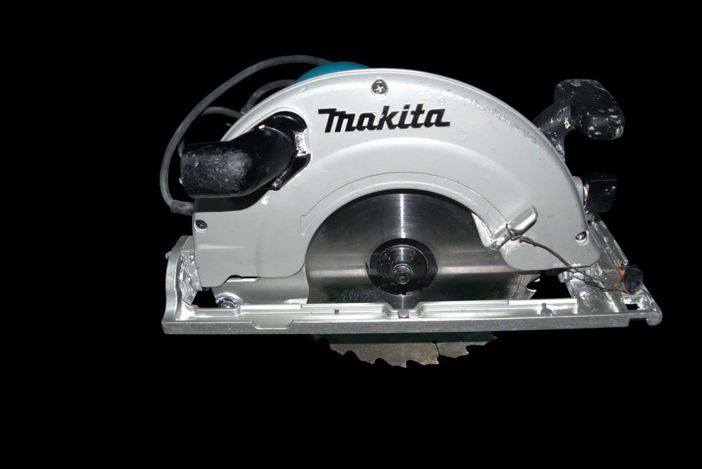 Ferăstrău circular electric Makita 5903R