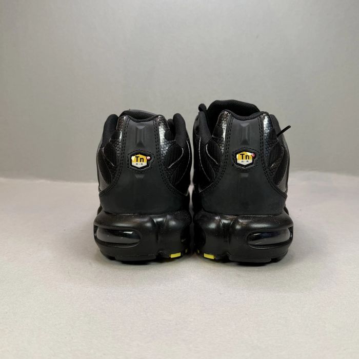 Nike Air Max Plus TN "Black Silver Red" - НОВА НАЛИЧНОСТ!