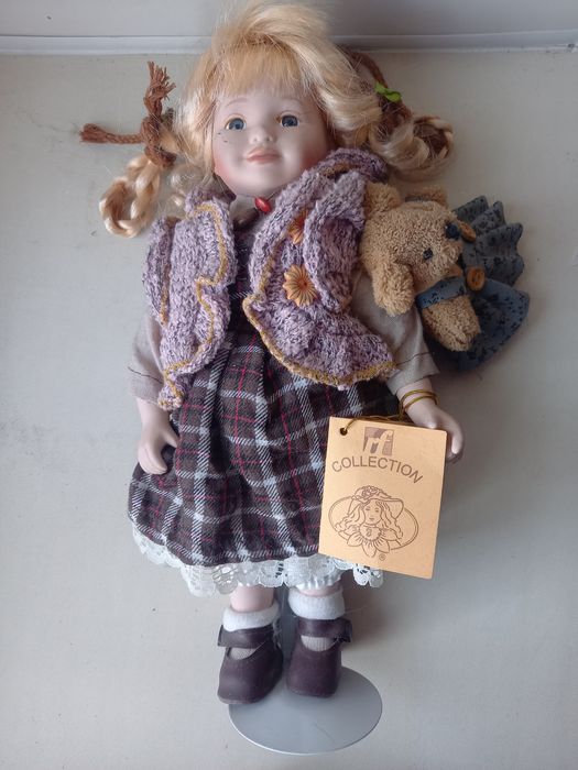 Продаётся немецкая кукла