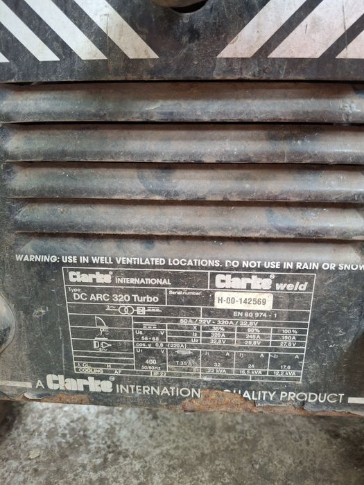 Aparat de sudura profesional Clarke Weld DC ARC 320 Turbo