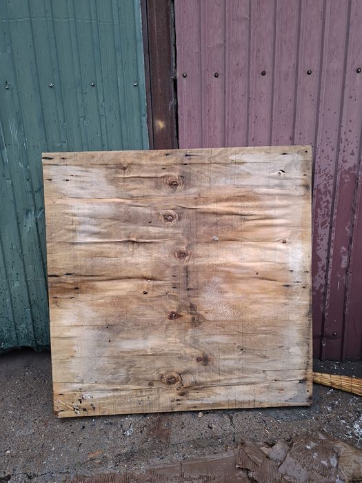 Продаётся поддоны цена за штуку