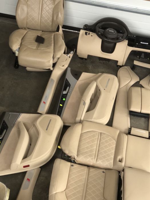 Салон за AUDI S8 D4 Face MATRIX