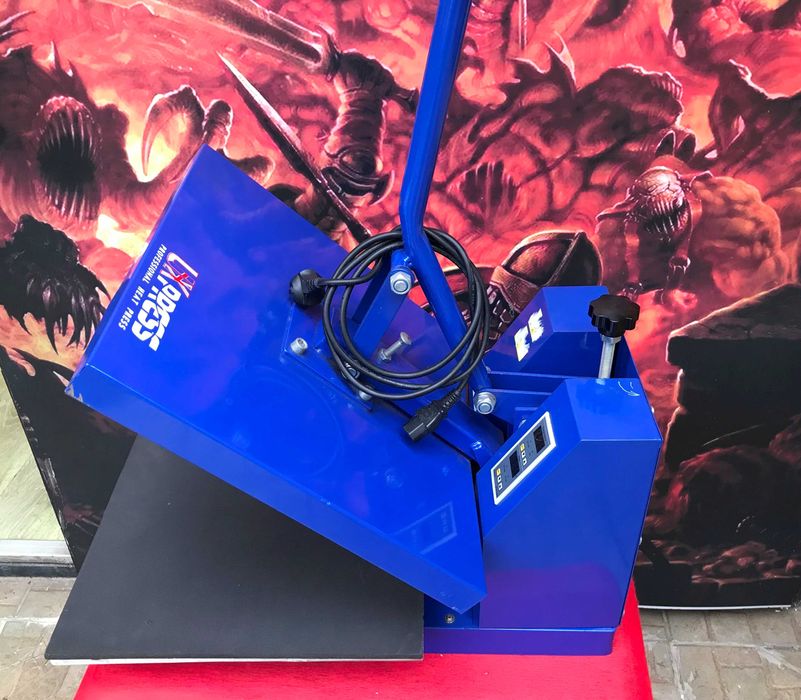 Термо преса за тениски