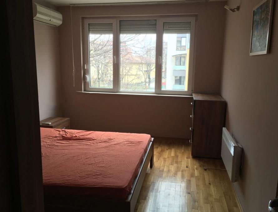 Дава се под наем Тристаен апартамент в София, Зона Б-19 - 85 кв.м за 766 € - Снимка #4