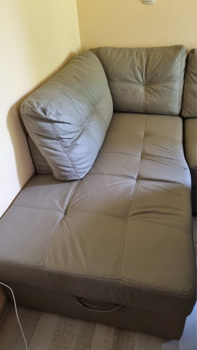 Разтегателен диван