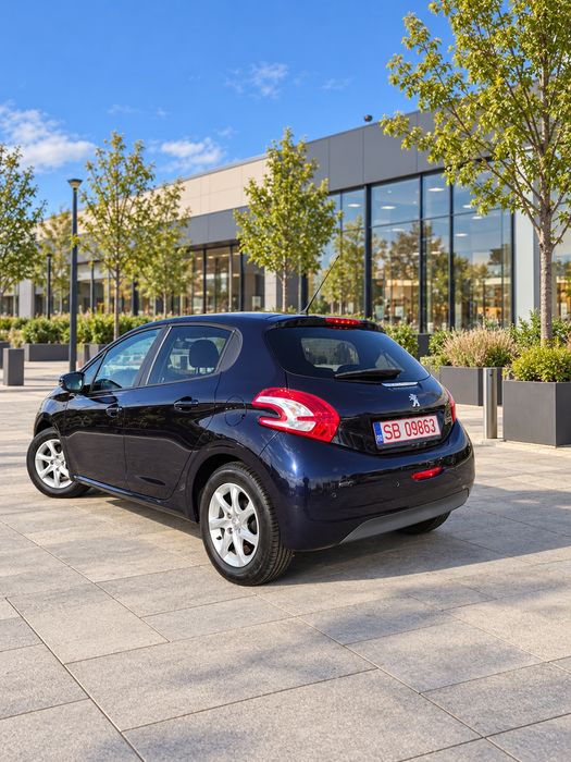 PEUGEOT 208 0 — imagine 2