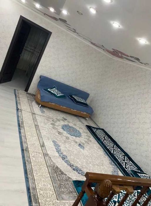 Продам 4-комн коттедж в центре