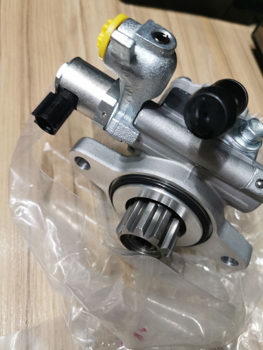 Pompa servo directie Toyota Land Cruiser J150 J155