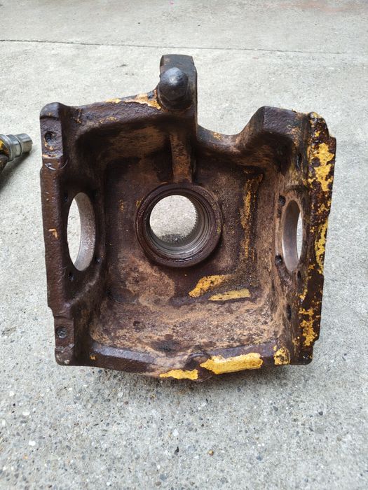 Fuzeta stânga , dreapta față roata Cat Caterpillar 428C si ansamblul planetar complet Cat 428C