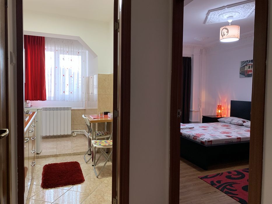 Vand dormitor IKEA complet sau partial impecabil