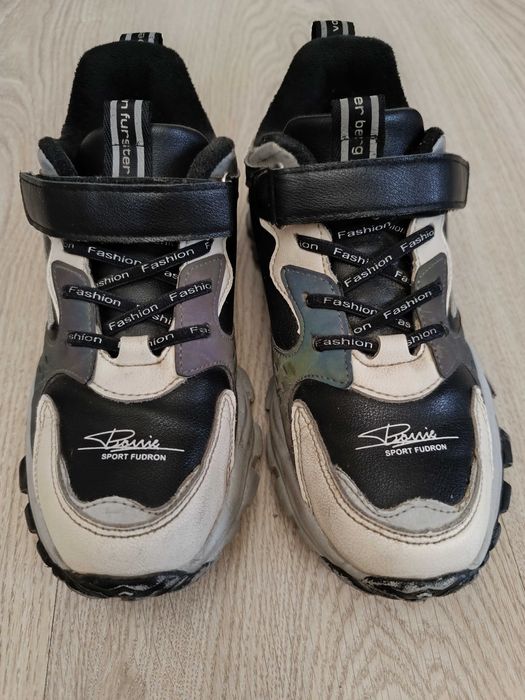 Кроссовки утеплённые, 38 р.