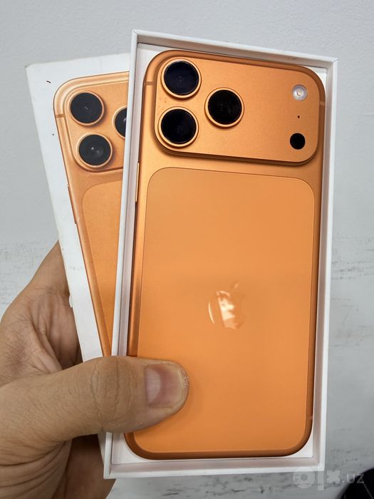 iPhone 17 Pro Max 512 Orange 26 cycle