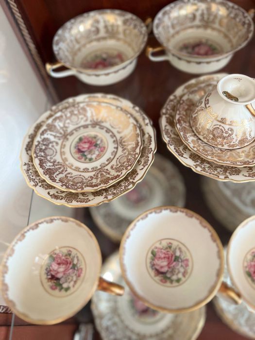 Сервиз столовый позолченный, китайский фарфор, Германия. Антиквар.