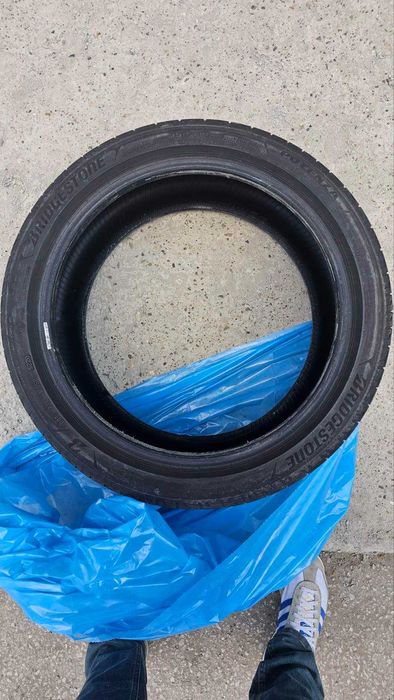 Летни гуми Bridgestone 235/40/18