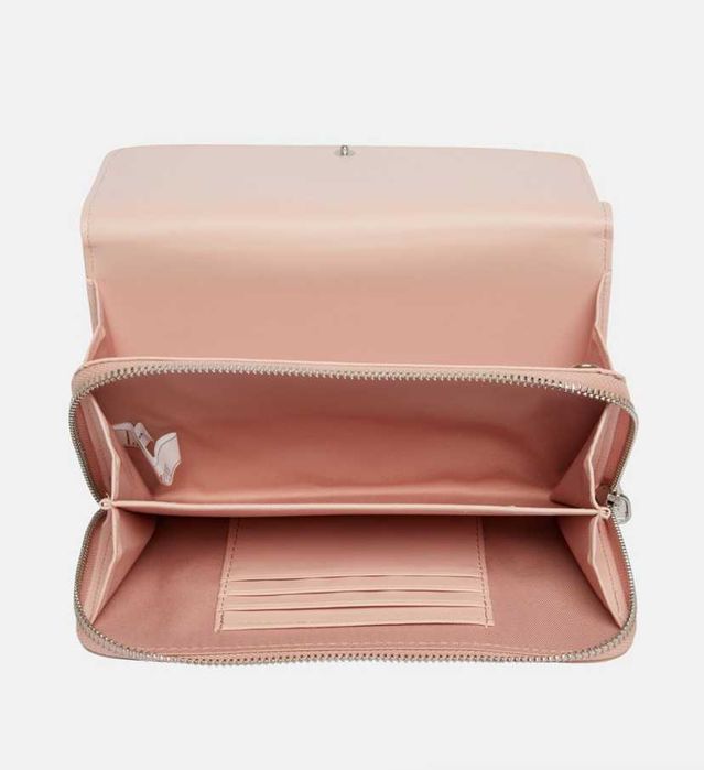 Оригинална чанта Valentino