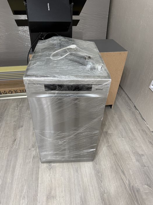 Продам новую посудомойку