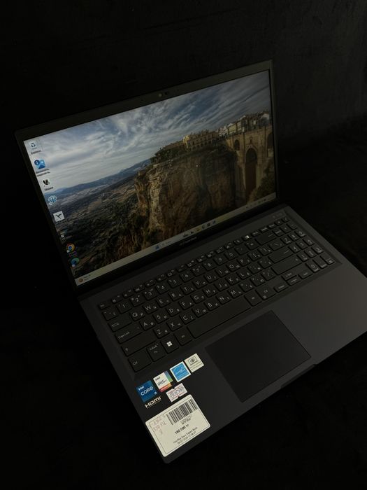 Asus expertbook • baitimes 0.0.24