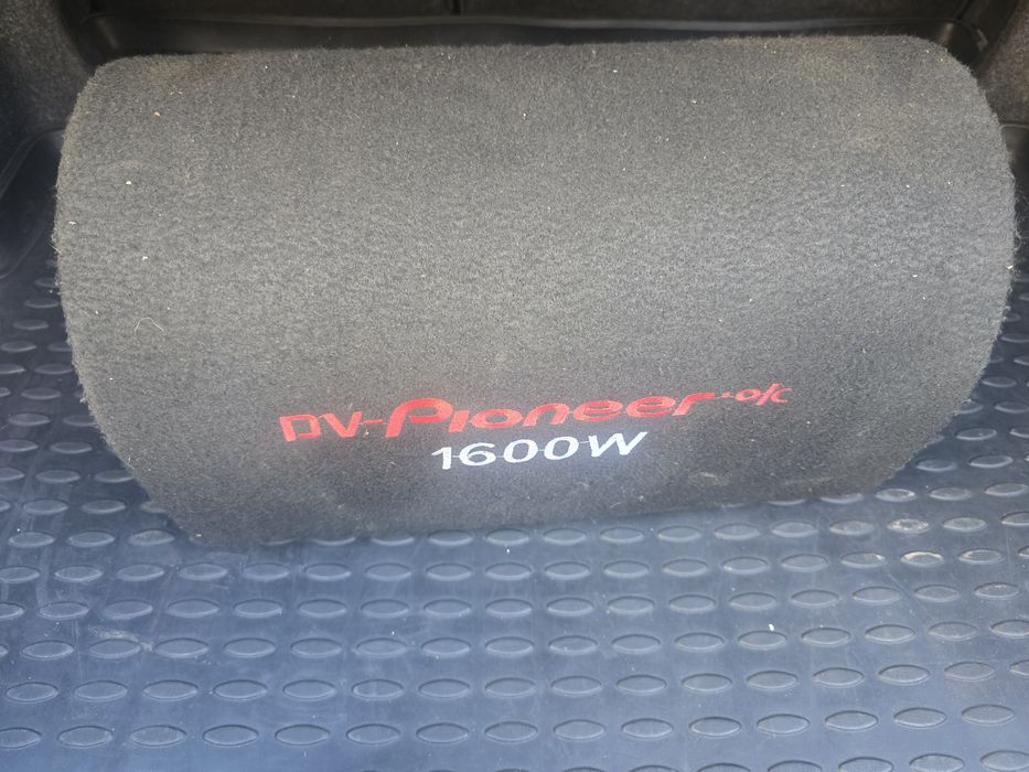 Продам Сабуфер Pioneer 1600w