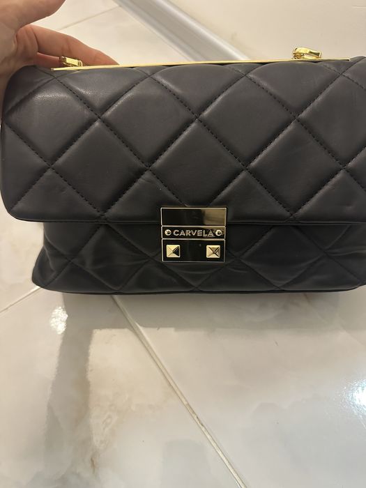 Дамска чанта  Carvela