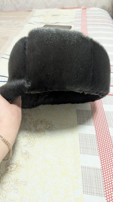 Продам меховую зимнюю кепку